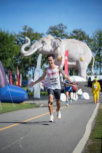 BIB: 
                            <button type="button" onclick="openModal(26542683)" class="btn btn-primary btn-sm float-right btn-popup" data-toggle="modal" data-target=".modal-high-quality">
                        <i class="fas fa-shopping-cart"></i> Add to Cart
                    </button>
                                            <button type="button" onclick="isThisMe(26542683, true)" class="btn btn-success btn-sm float-right btn-popup btn-isme hidden" data-toggle="tooltip" data-placement="bottom" title="นี่คือรูปของคุณใช่ไหม คลิกที่นี่เพื่อเอาเข้าอัลบั้ม">
                        <i class="fas fa-plus"></i> Add to album
                    </button>
                    <button type="button" onclick="isThisMe(26542683, false)" class="btn btn-warning btn-sm float-right btn-popup btn-isnotme hidden">
                        <i class="fas fa-ban"></i> Remove from album
                    </button>